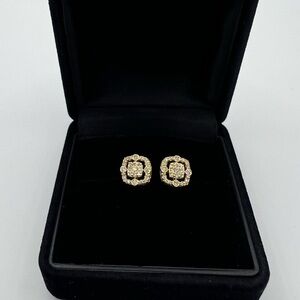18k Yellow Gold Earrings with Natural Diamonds